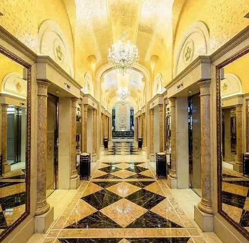 Grand Emperor Hotel