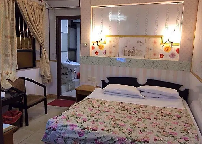 Villa Universal