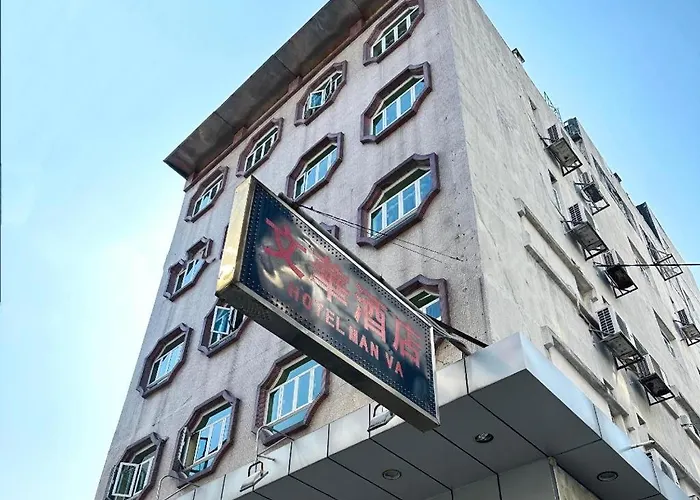 Man Va Hotel